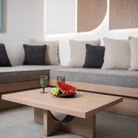 New Villa Katerina - 6 Villas & 6 Private Jacuzzi Emporio  المظهر الخارجي الصورة