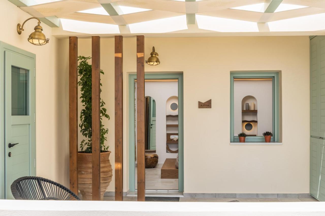 New Villa Katerina - 6 Villas & 6 Private Jacuzzi Emporio  المظهر الخارجي الصورة